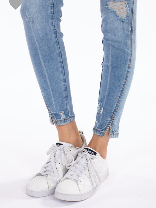 Roxanna Button Jeans - High Rise